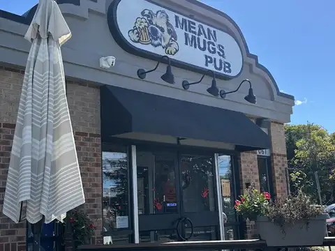 Mean Mugs Pub in Mentor