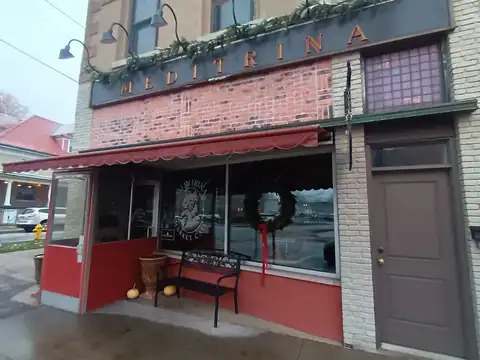 Meditrina Market Cafe in Valparaiso