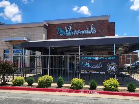 Mermaids Seafood Restaurant, Catering, & Venue in Rogers