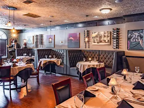 Michael John's - French-American Steakhouse in Bradenton