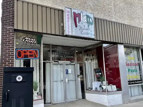Milanos Italian Cuisine in Evansville