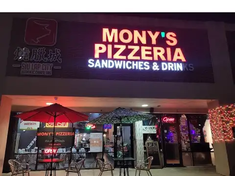 Mony's Pizzeria & Italian Kitchen in Houston