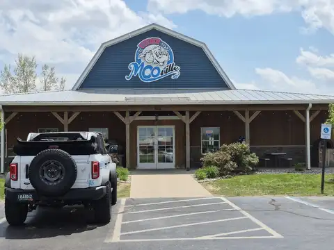 Moo-Ville Creamery In Ionia 'the Udder Store' in Ionia