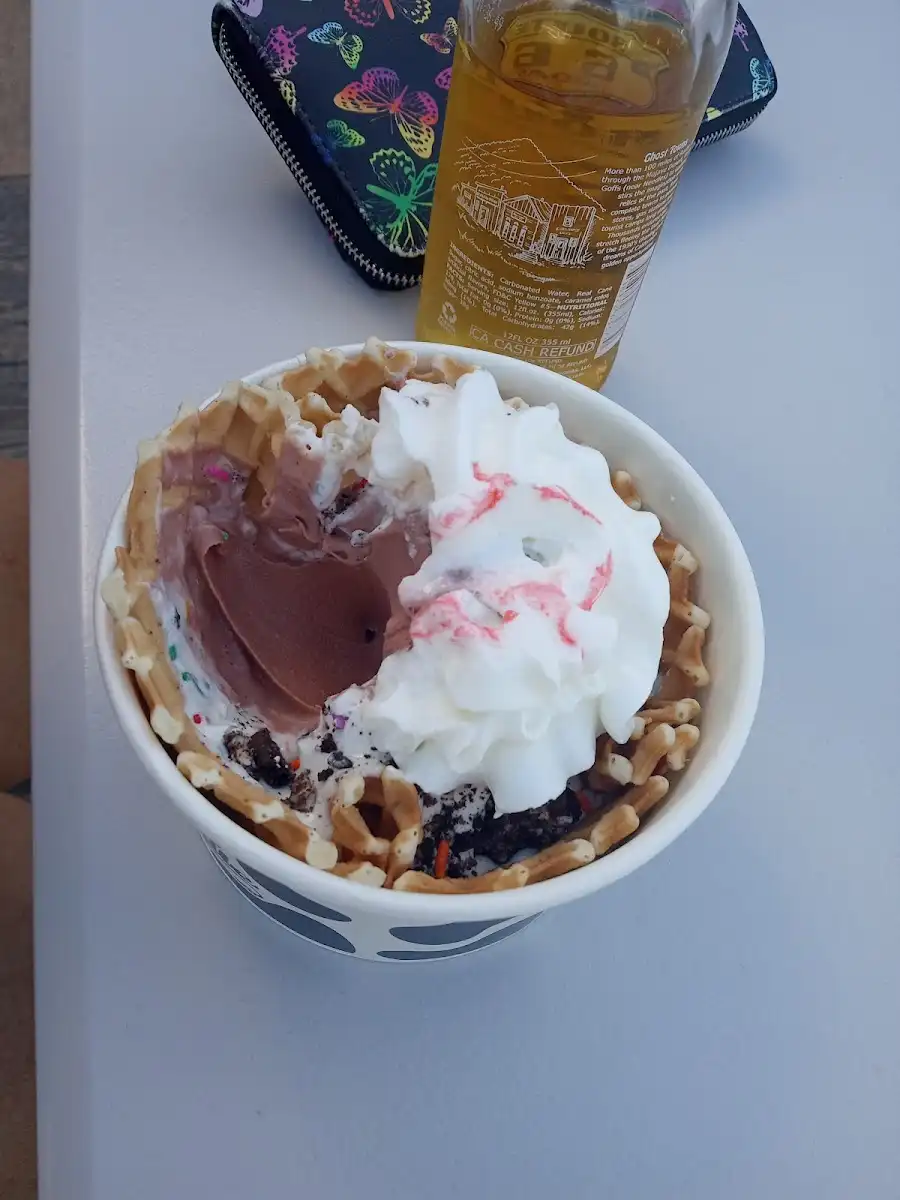 Moo-Ville Creamery In Ionia 'the Udder Store' – photo 5