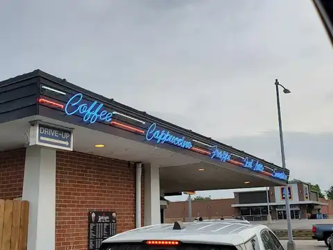 Mudslingers Drive-Thru Coffee. in Lebanon