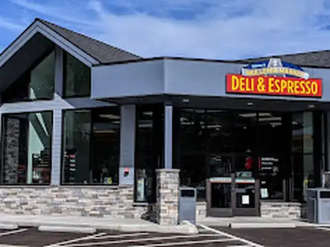 Mullenix Market Deli & Espresso in Port Orchard