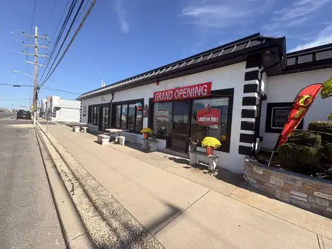 Mystic Lobster Roll Company & Mystic Subs in Seaside Park