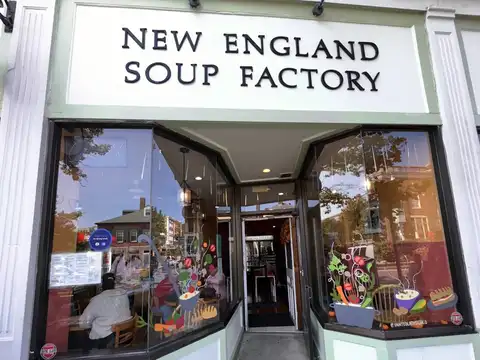 New England Soup Factory in Salem