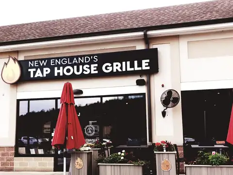 New England's Tap House Grille in Hooksett