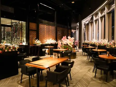 Niku X Premium Seafood & A5 Wagyu Steak Buffet in Los Angeles