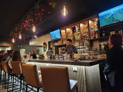 Oakhill Wine + Bistro in Fresno