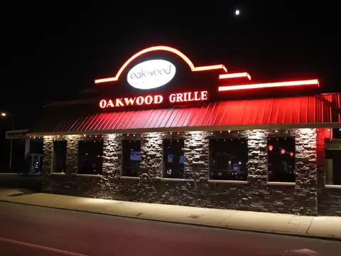 Oakwood Grill And Music Lounge in Dearborn