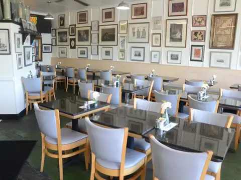 O'carr's Restaurant in Homewood