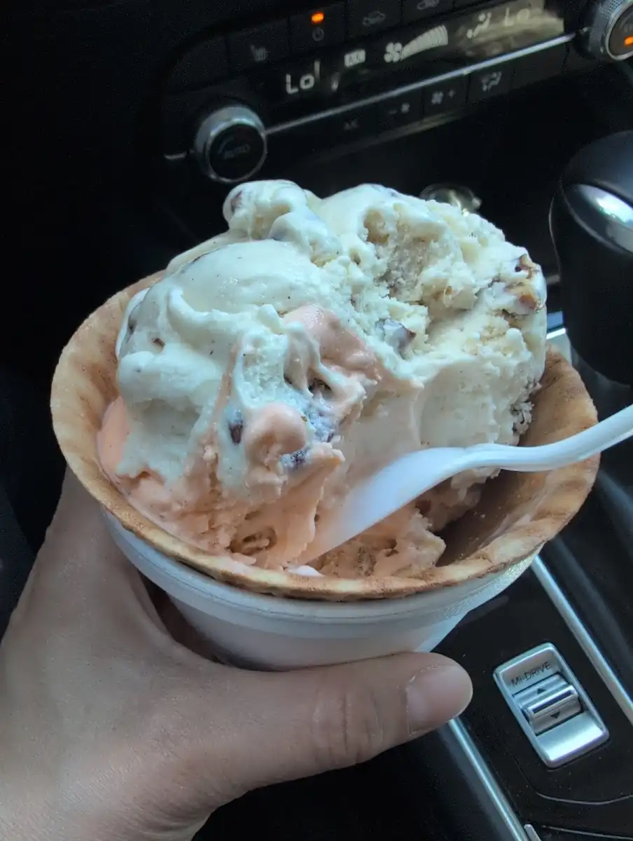 Old Farmer's Creamery – photo 3