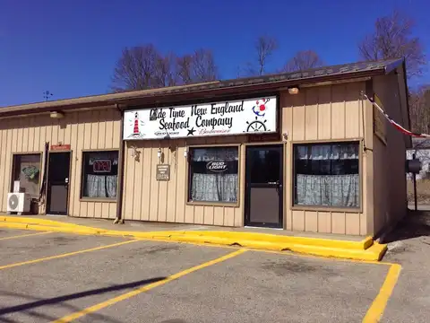 Old Time New England Seafood Company in Athol