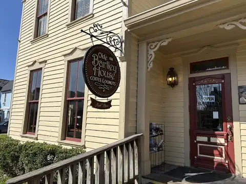 Olde Bartley House Coffee & Donuts in Nashville