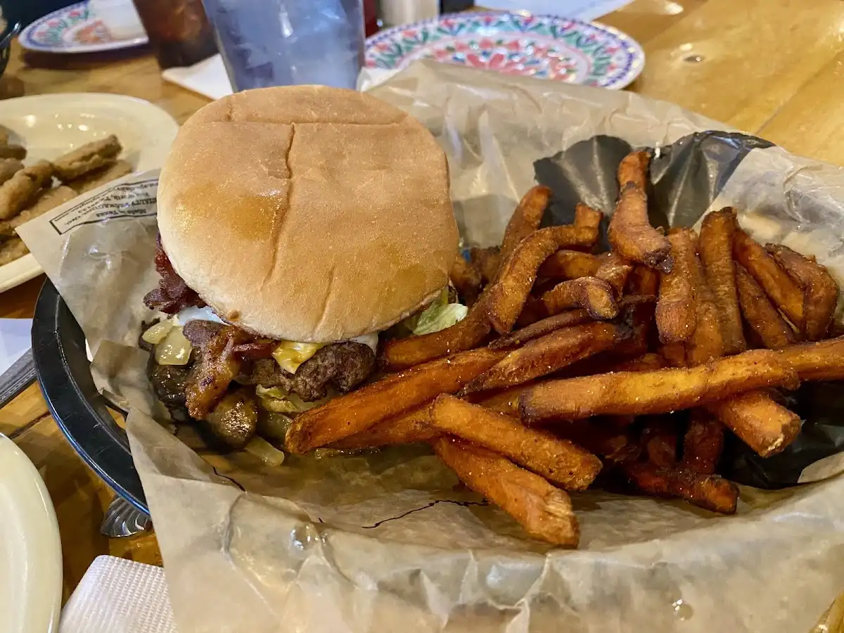 Ole West Bean & Burger – photo 2