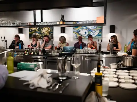Omakase Por Favor in Lincoln