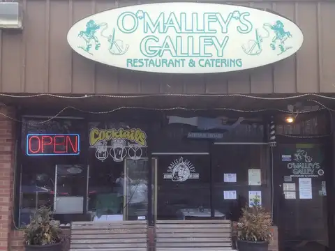 O'malley's Galley Restaurant & Catering in Ortonville