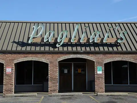 Pagliai's Pizza & Italian Restaurant in Murray