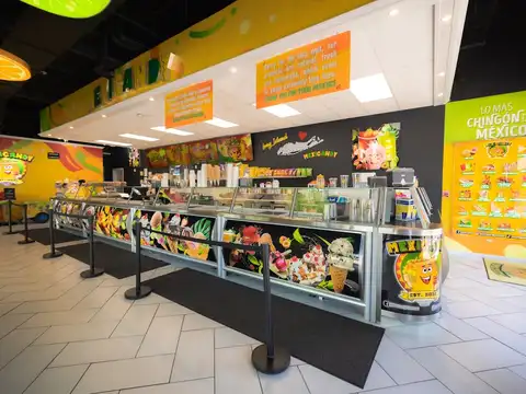 Paleteria Mexicandy in Riverhead