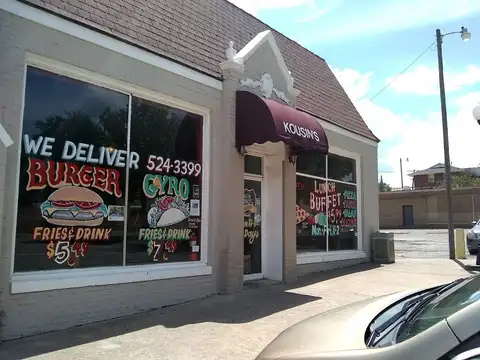 Papa Dino's Pizza & Grill in Oklahoma City