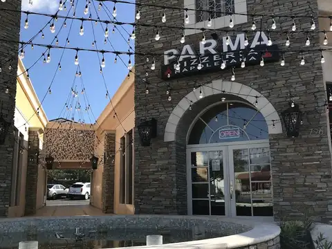 Parma Pizzeria Napoletana in Thousand Oaks