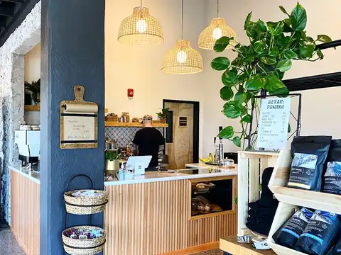 Pause Coffee Lab in Gresham