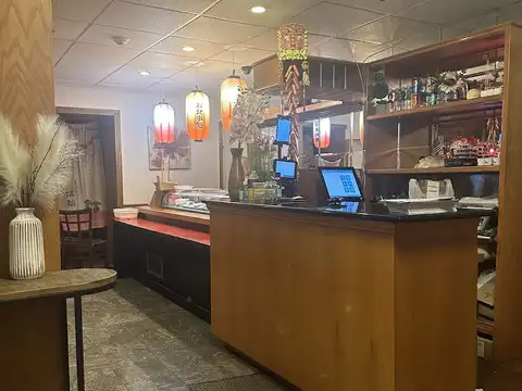 Pearl Chinese & Japanese in Lansdowne