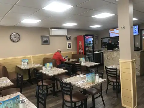 Peter's Sunrise Restaurant in Everett