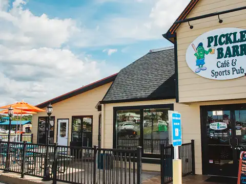 Pickle Barrel Cafe & Sports Pub - Milledgeville in Milledgeville