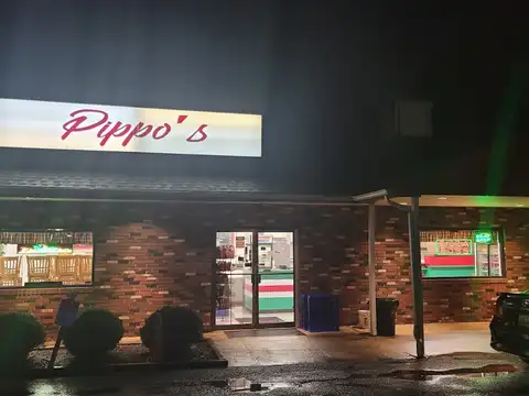 Pippos Restaurant in Middle River