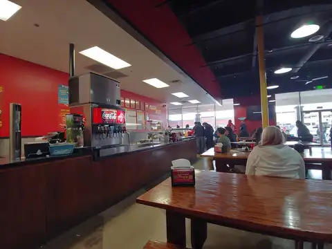 Pizza Plus - Oddie in Sparks