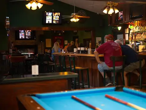 Play By Play Sports Bar & Grill in Schenectady