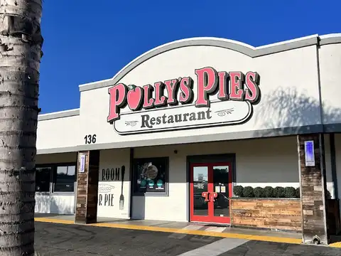 Polly's Pies Restaurant & Bakery in Fullerton