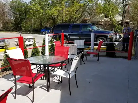 Polskis Pub and Grub in Clinton Township