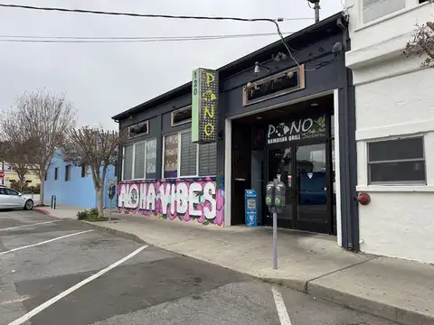 Pono Hawaiian Grill in Santa Cruz