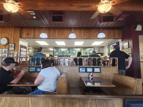 Quarterback Club Family Restaurant in Northfield
