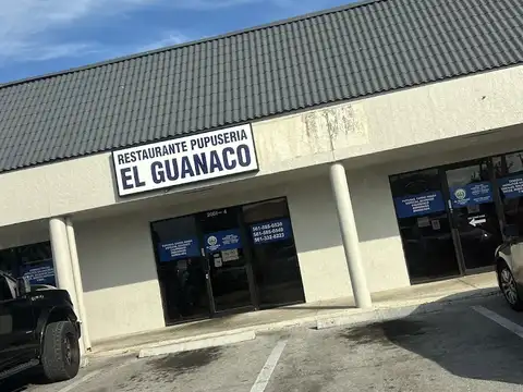 Restaurante Pupuseria El Guanaco in Lake Worth Beach