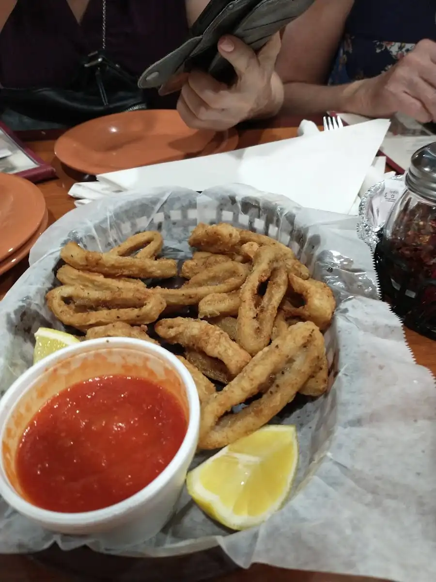 Rigatoni's Pizzeria & Italian Restaurant – photo 3
