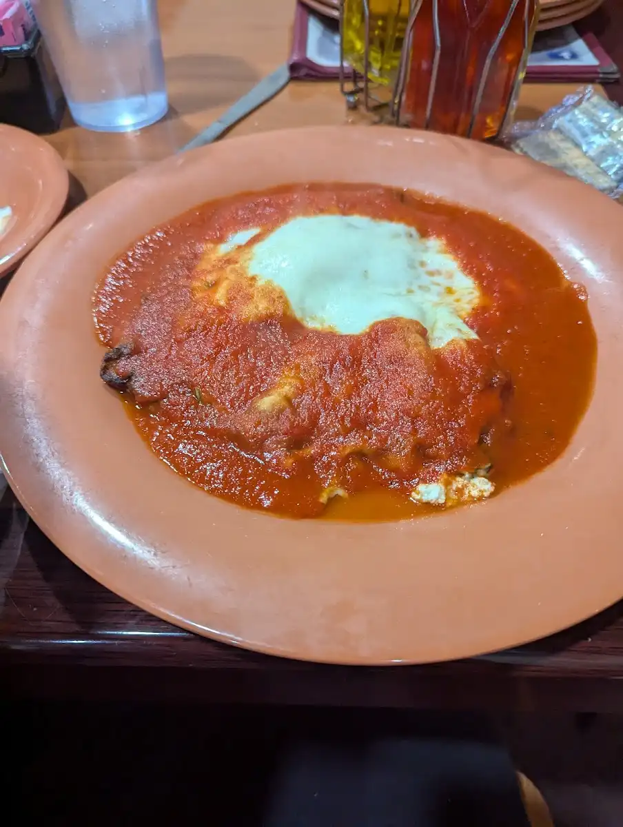 Rigatoni's Pizzeria & Italian Restaurant – photo 4