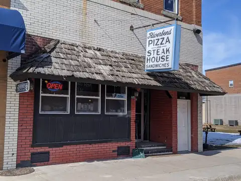 Riverbend Pizza & Steakhouse in Keosauqua