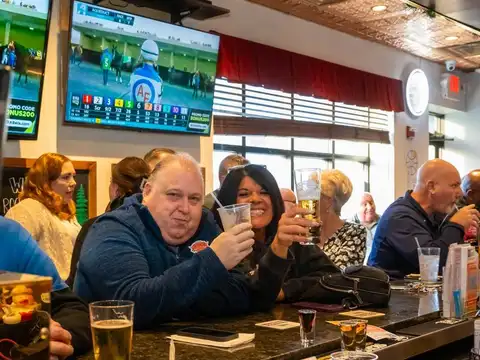 Rockwells Bar & Grill in Smithtown