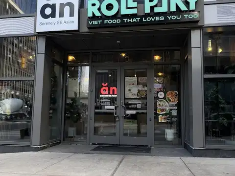 Rollplay: Viet Food That Loves You! in Arlington