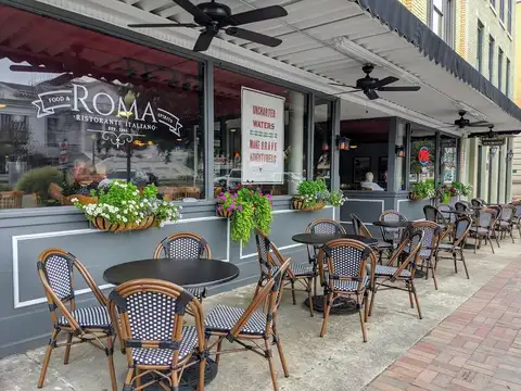 Roma Laurens in Laurens