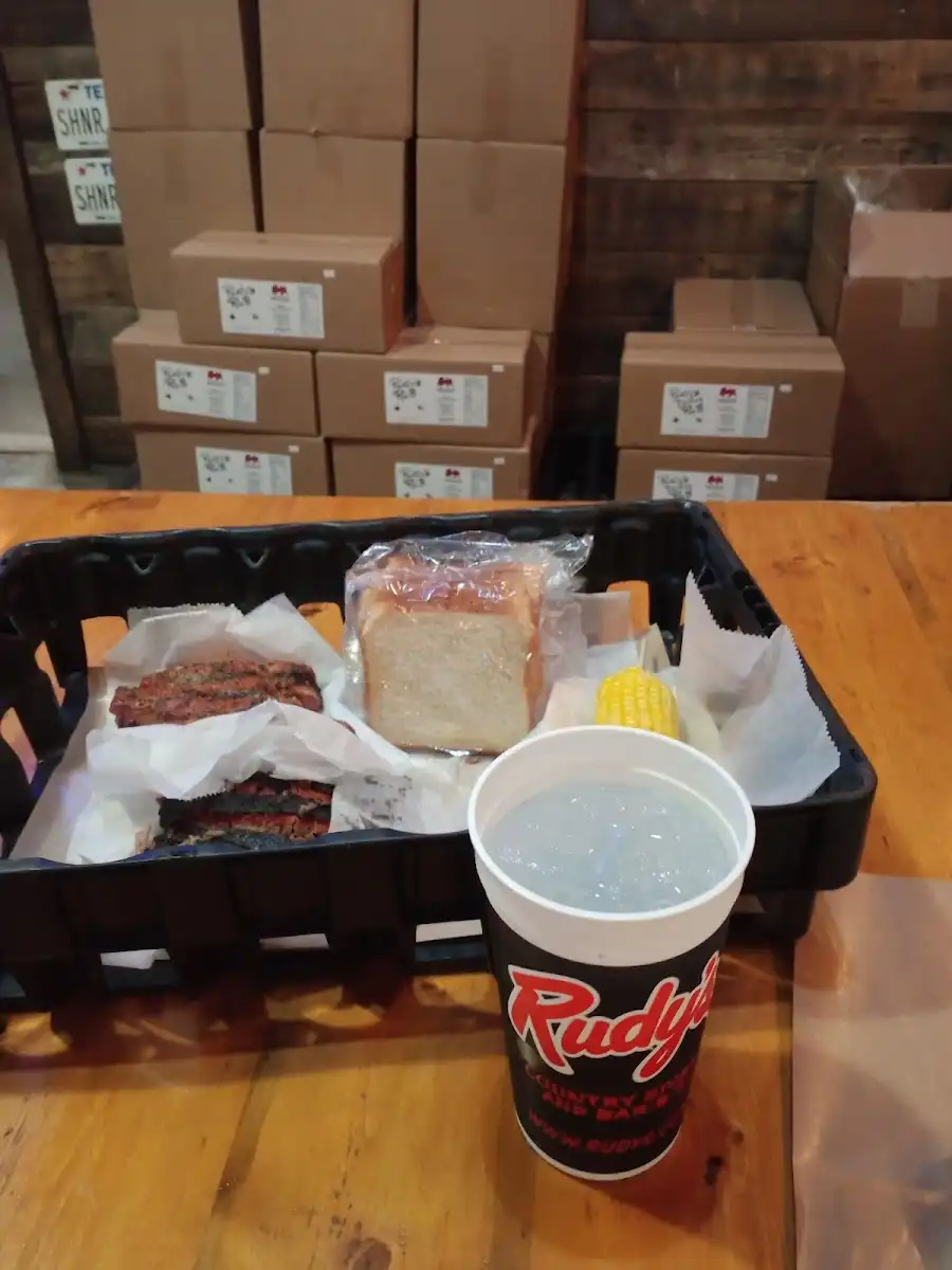 Rudy's 'country Store' And Bar-B-Q – photo 5