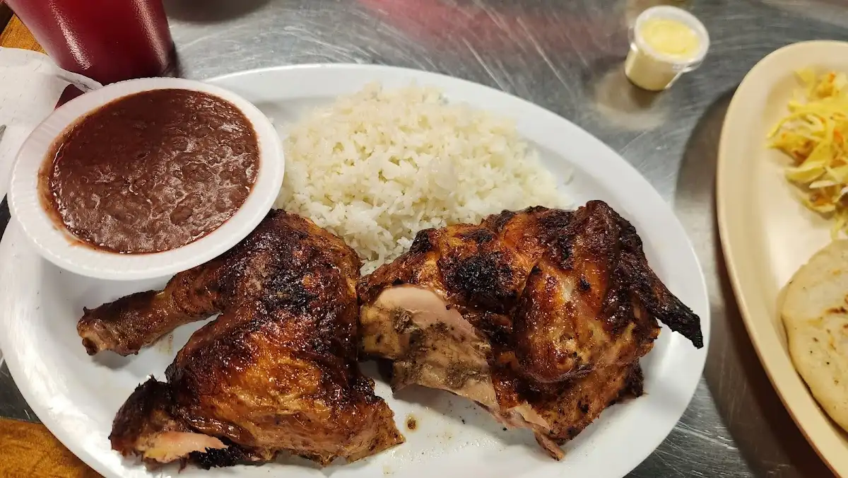 Sabor Chicken – photo 3