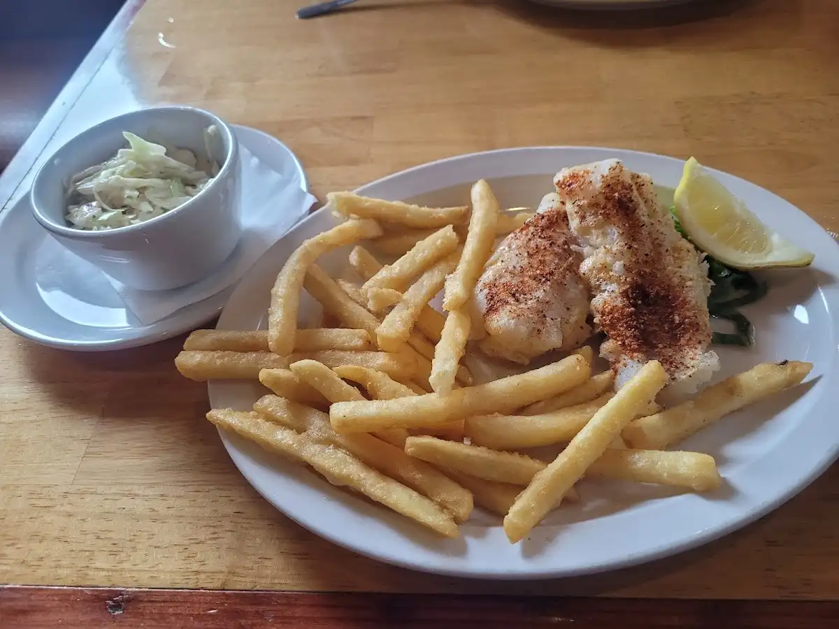 Schooners Grill Newport News – photo 5