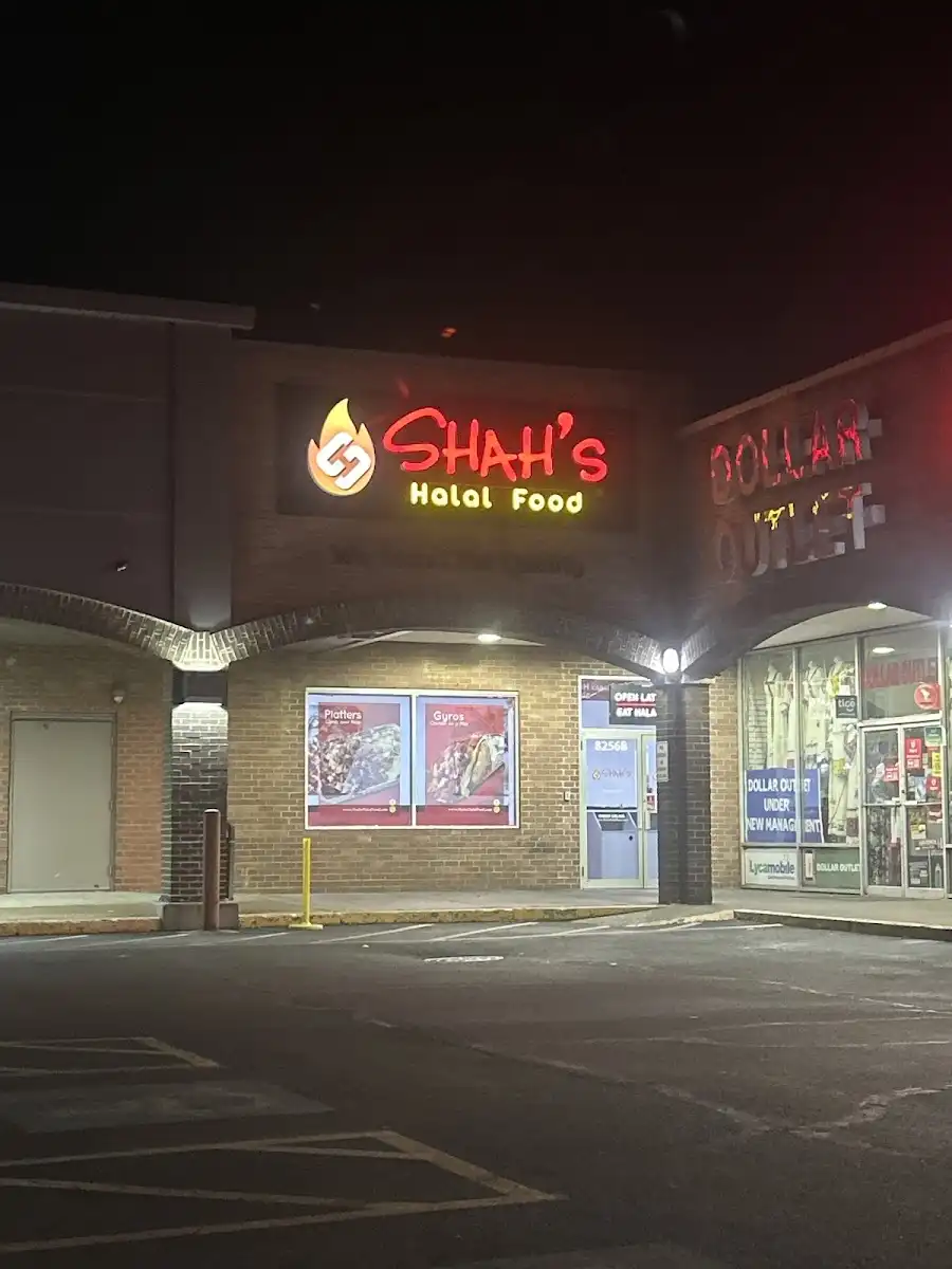 Shah's Halal Food Alexandria – photo 3