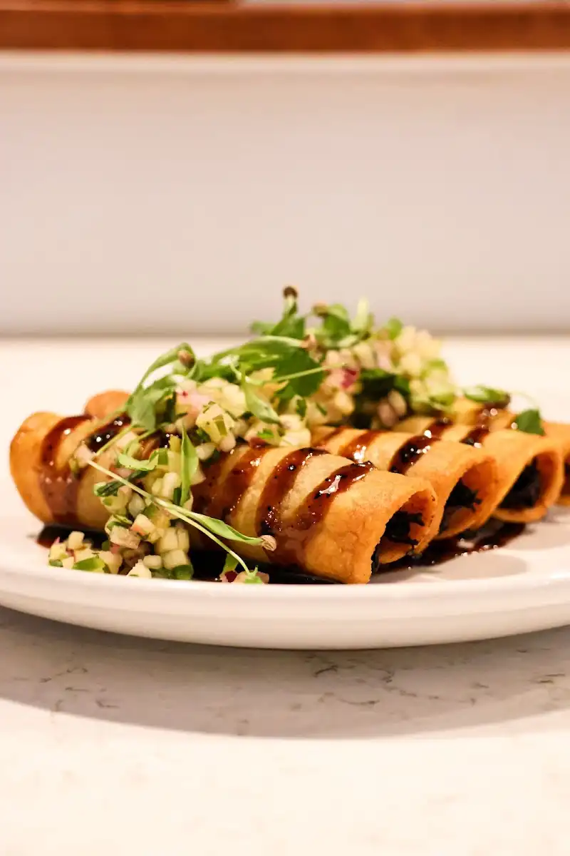 Shift Kitchen & Bar – photo 3